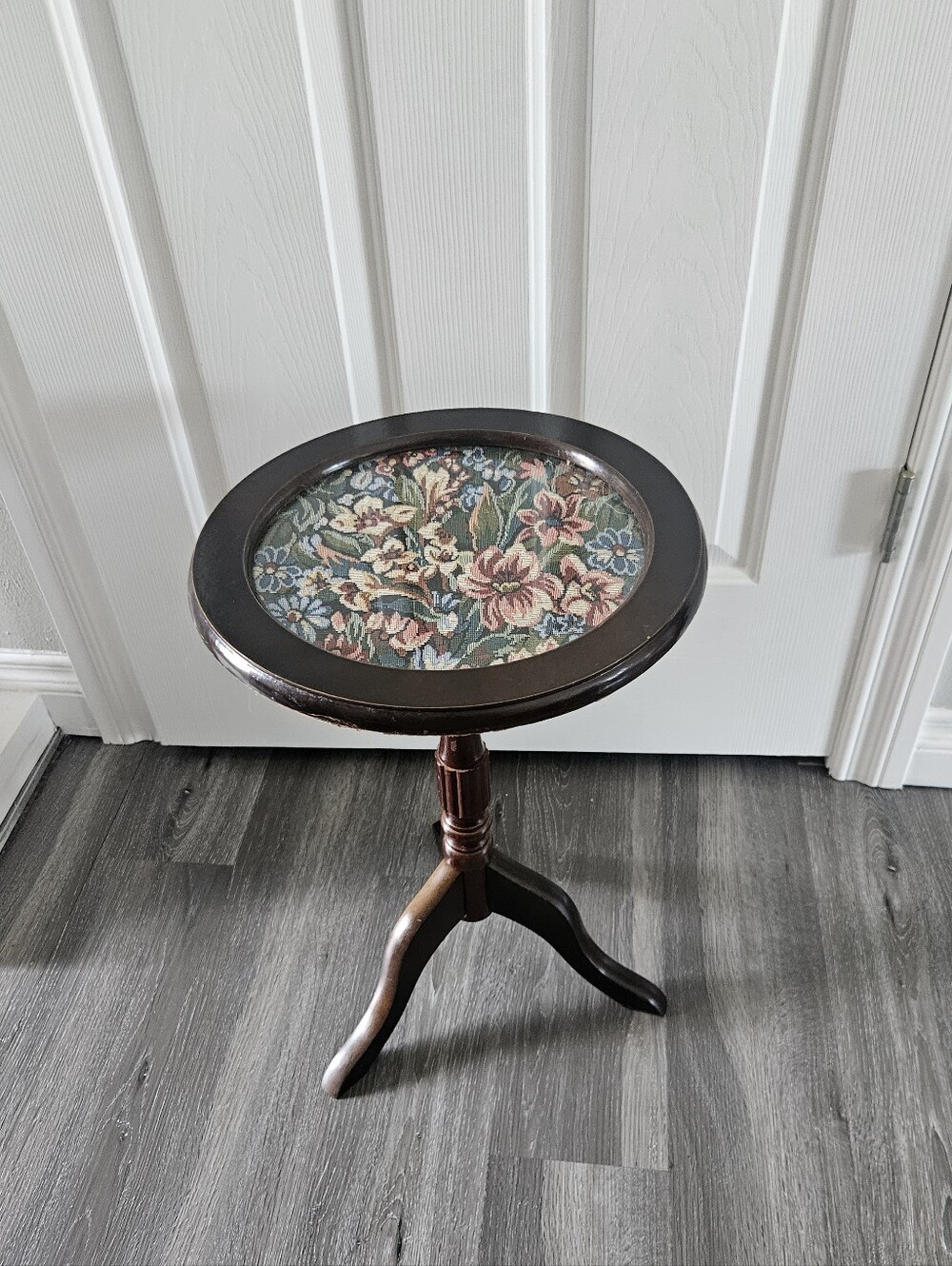 Vintage Bombay Company Pedestal Side Table With Floral Tapestry Inlay Center